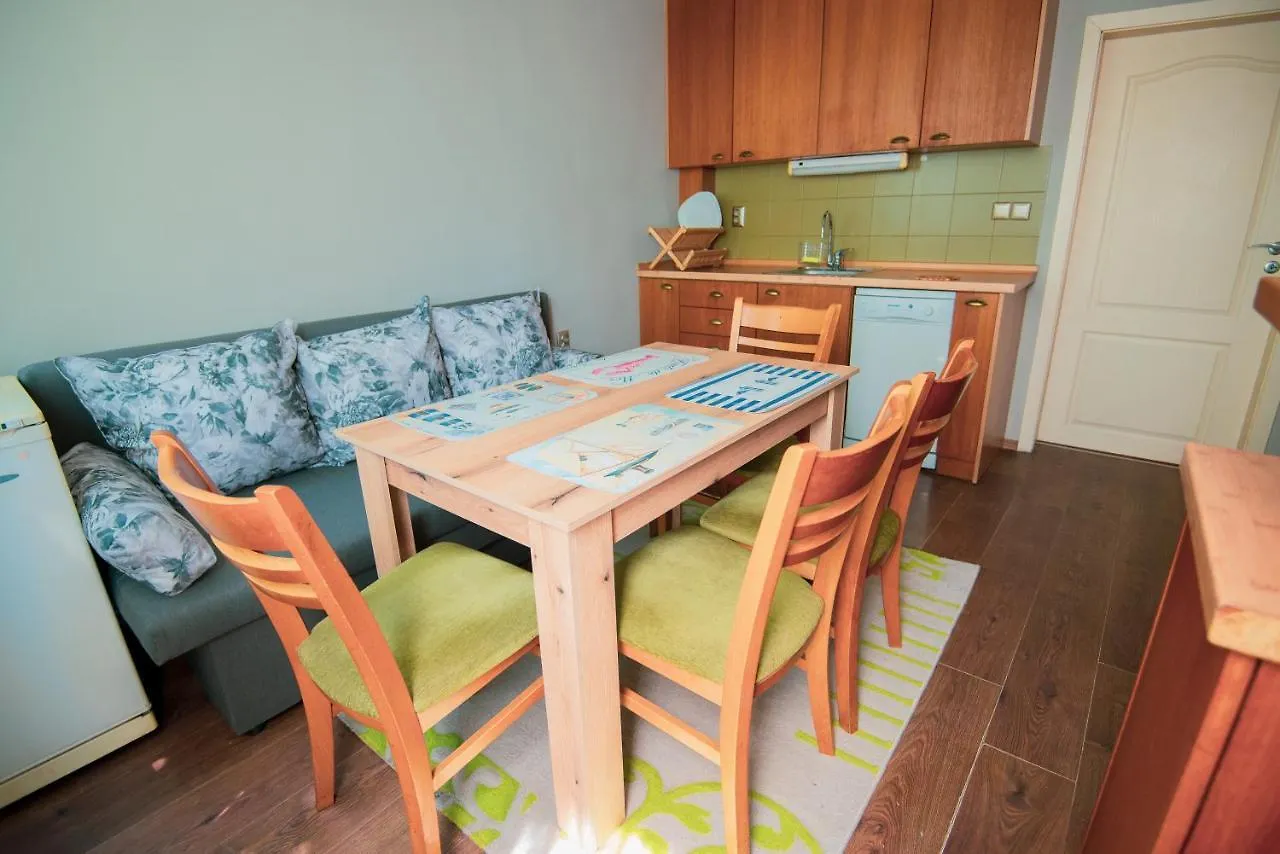 Space Of Arts ~ Two-Bedroom Apartment With Balcony Burgas