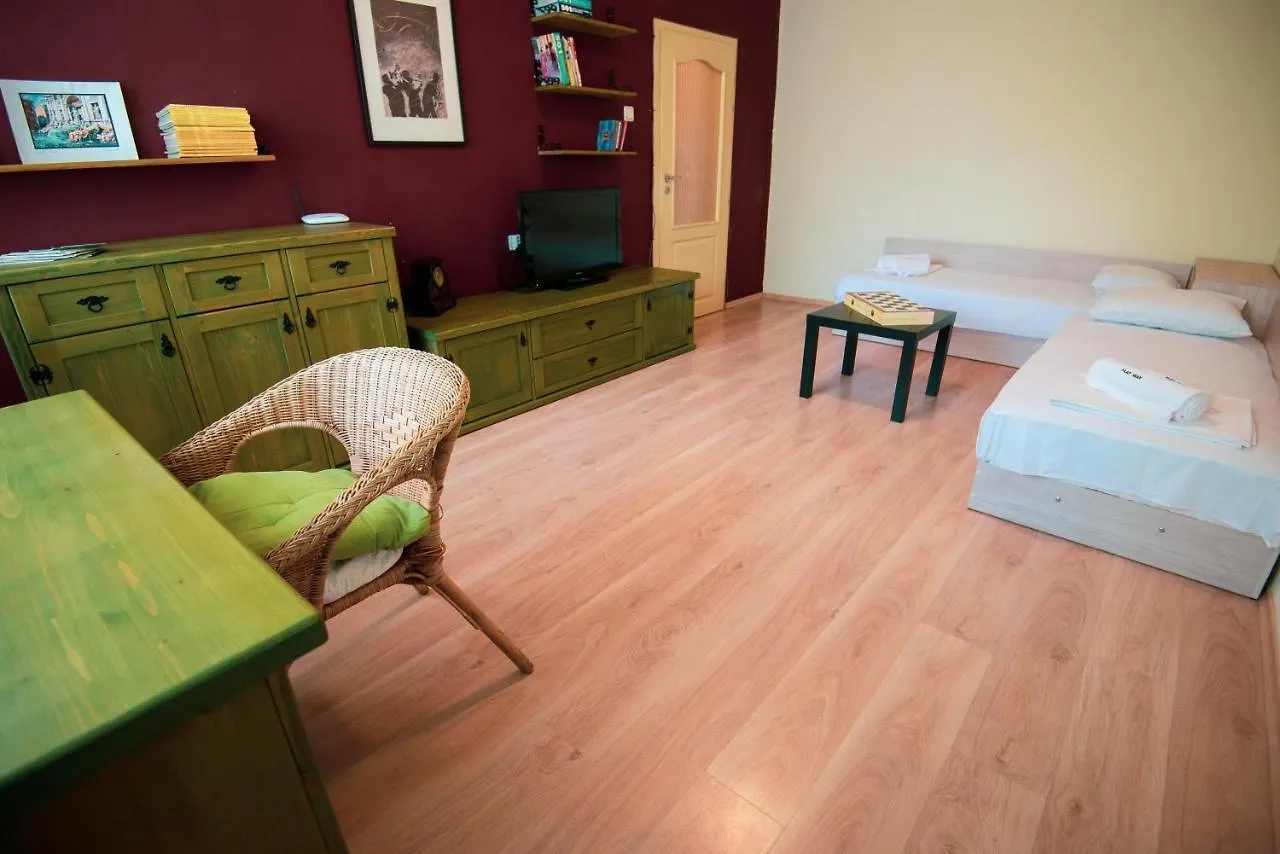 Space Of Arts ~ Two-Bedroom Apartment With Balcony Burgas
