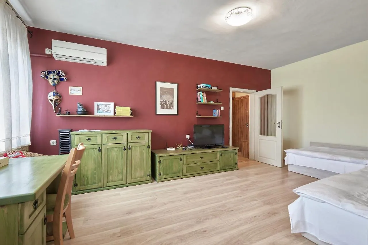 Space Of Arts ~ Two-Bedroom Apartment With Balcony Burgas